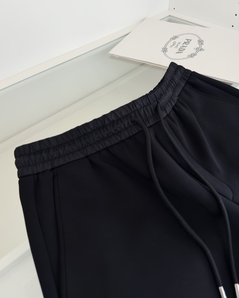 Pra*a long pants